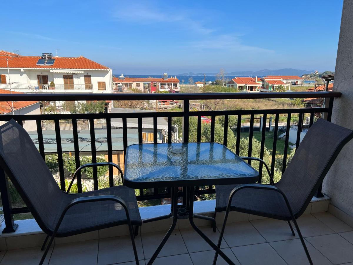 Nea Roda Apartments Экстерьер фото