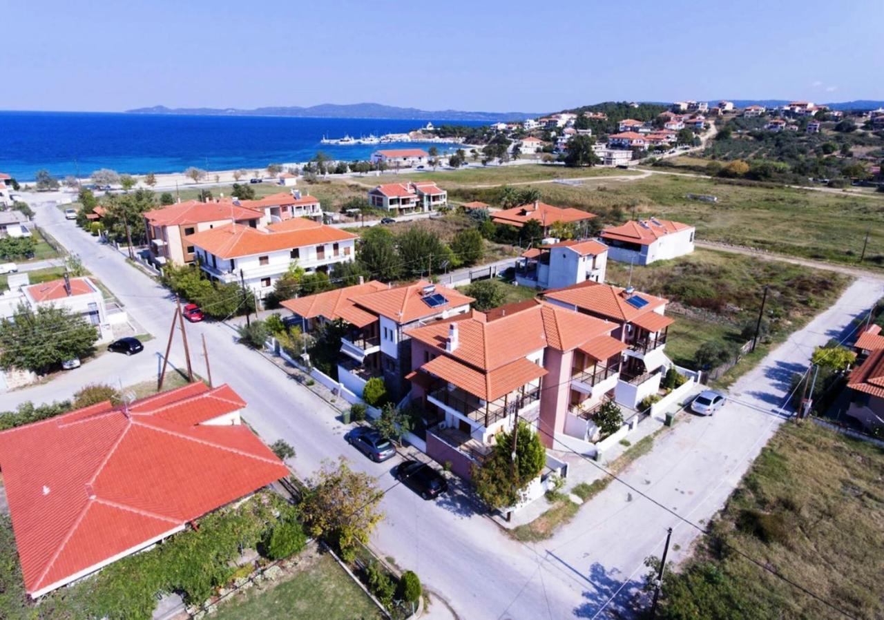 Nea Roda Apartments Экстерьер фото