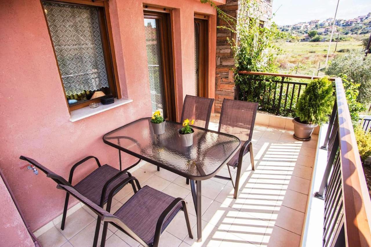 Nea Roda Apartments Экстерьер фото