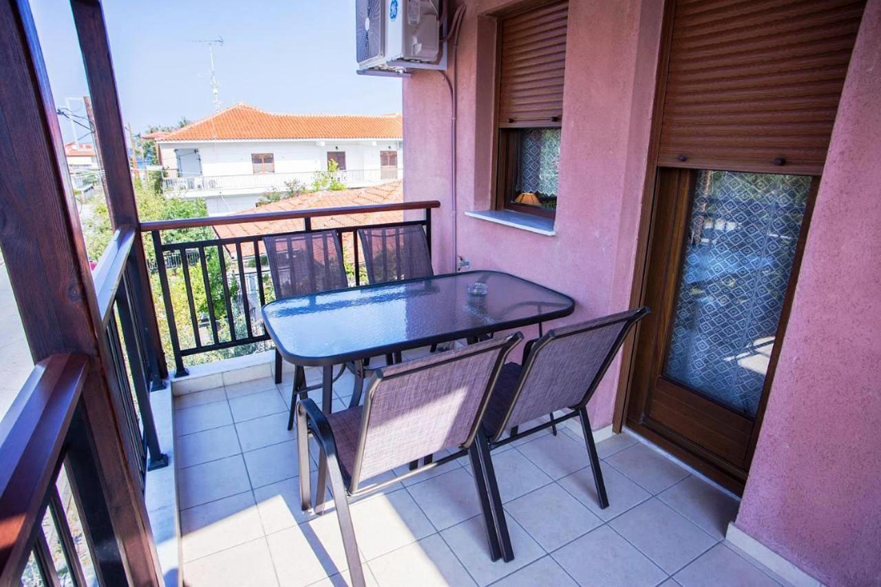 Nea Roda Apartments Экстерьер фото