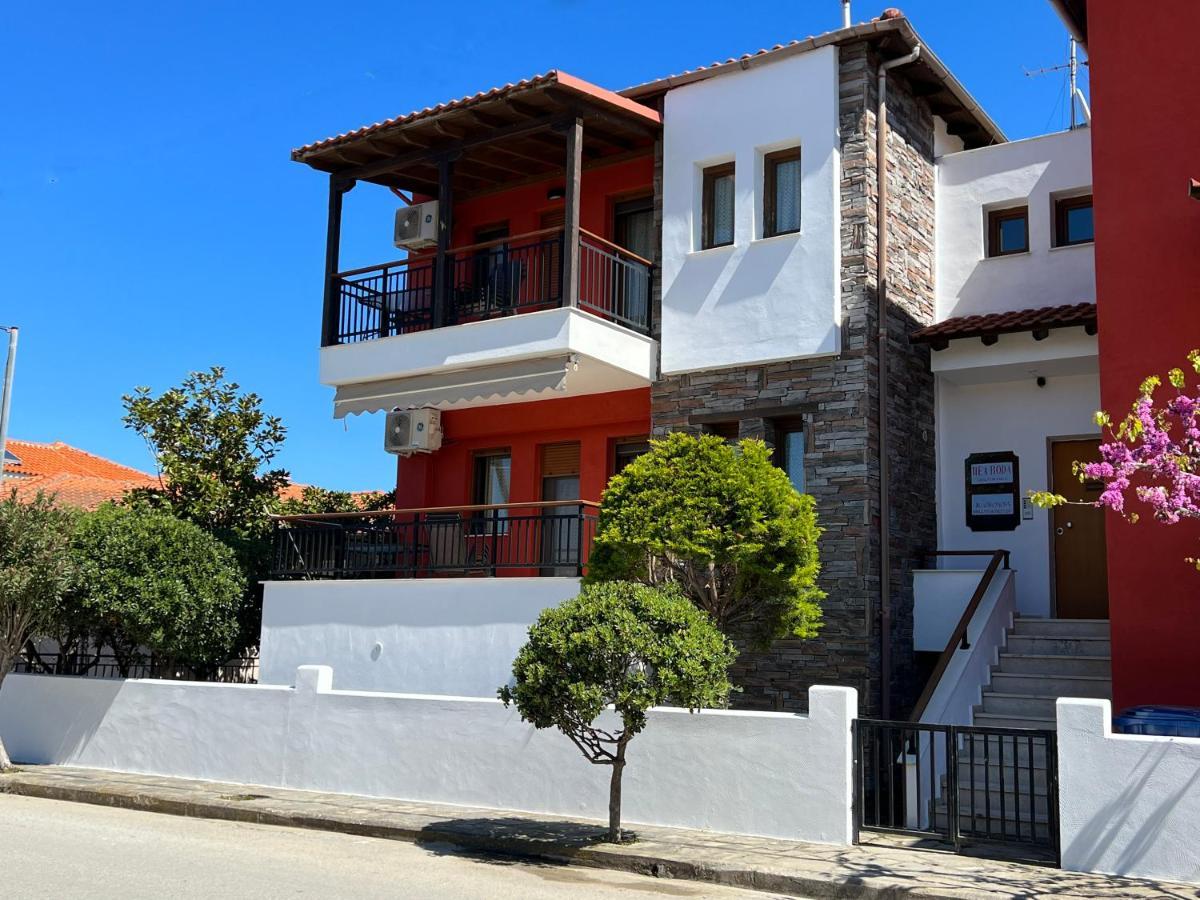 Nea Roda Apartments Экстерьер фото